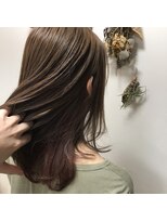 髪切処ICHI(カミキリドコロイチ)&nbsp;ツヤ感たっぷりインナーカラー