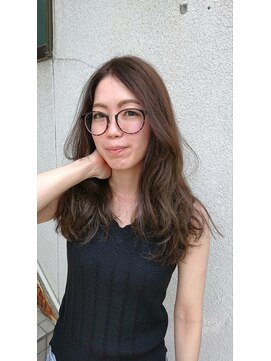 ウィス(WIS) ふわっとセミロング