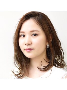 アスター(Aster) 靡かせミディアムレイアー