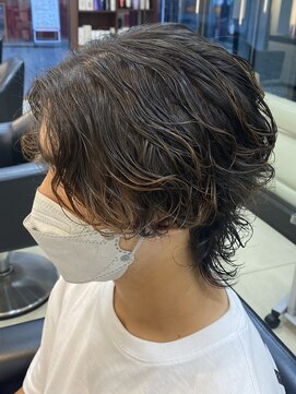 デラメアウープウープ(de.la.mair woop woop) ウルフパーマ