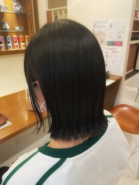 スイッチ 本店(SWITCH) 【井口】切りっぱなしボブ♪オイルでウエット仕上げ♪