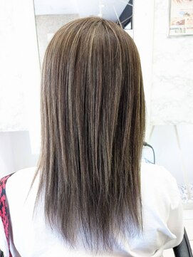 ヘアーデザインムーヴ(Hair design MOVE) カット+白髪ぼかしハイライト+フルカラー
