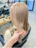 ミルクティーベージュ