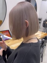 キラ 原宿(KILLA)&nbsp;前髪イメチェンこなれミディウェーブパーマアンブレラカラー