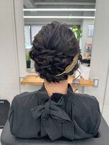 ミディアムヘアのゆるふわアップ【清板】