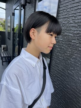 リリー ヘアーアンドビューティー(Lily) 中高生Cut