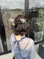 アチーブリス(achieve Liss)&nbsp;お呼ばれヘアハーフアップゆるふわボブヘアアレンジ二次会