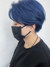 マイレ(maile) ブルーヘア×ニュアンスショート