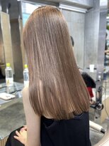 サンクマーケット 渋谷(cinq MARKET)&nbsp;渋谷ミルクティーベージュハイトーンカラーヘーゼルベージュ韓国