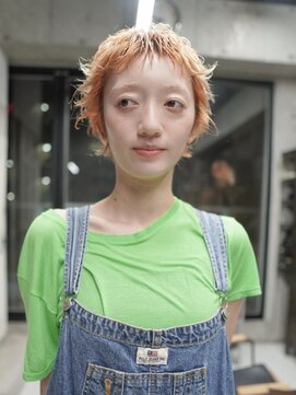 シック(sick) オレンジベリーショート