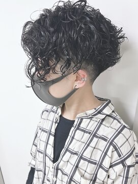 モリオフロムロンドン 原宿本店(morio from London) 【morio原宿】刈り上げハードパーマツーブロック