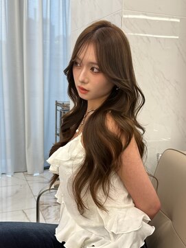 キティー(kiti) くすみベージュ×レイヤーカット