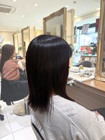 アッシュ 中山店(Ash)&nbsp;外はね切りっぱなし×暗め赤カラー