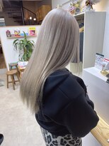 オリビアヘアー(OLIVIA HAIR)&nbsp;ハイトーン×お顔周りローライトデザインカラー×最高峰ケア