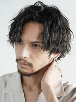 バイフィフス 原宿/表参道(by fifth)&nbsp;縦落ちツイストスパイラルパーマセンターパートウルフ刈り上げ