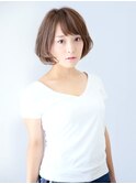 首筋スッキリ見せシースルーボブ×アッシュベージュ