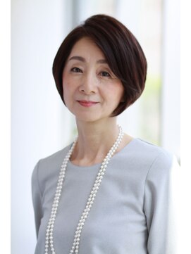 アンヘアナチュラル フェミニンショートボブ