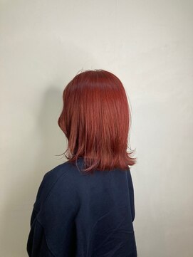 モルニ(MORNI) 髪質改善トリートメント_マロンベージュ Aラインボブ かきあげ