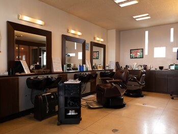 hair salon IROHA 168 【ヘアーサロン　イロハ】