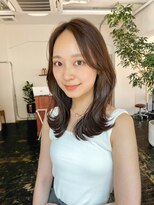 ガーランドギンザ(Garland Ginza)&nbsp;外はねくびれミディアムロングレイヤーカットグレージュ