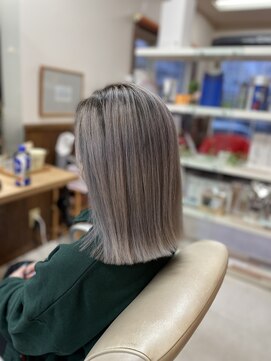 ピット(pit) アッシュグレー