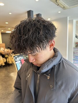 男を磨くメンズサロン オム グランド(HOMME GRAND) 朝が楽なメンズパーマ