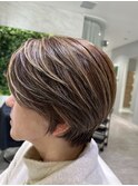 ハイライトショートボブ
