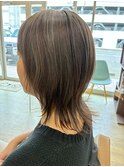 白髪ぼかしウルフカット