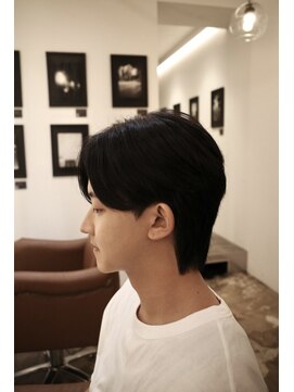 メンズヘアーログ 錦糸町(Men's hair L.O.G) 襟足ありセンターパート