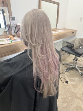 ミルバイアンフィニー(MIL by INFINI) ホワイトベージュ/ホワイトブロンド/レイヤーカット