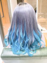 デイズ(days)&nbsp;ホワイトラベンダーにインナーカラー水色ブルー