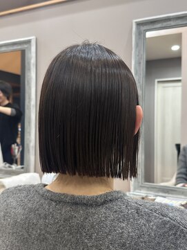 アンチ(ANTI) ぱつっとボブ