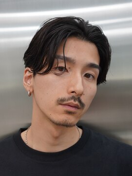 レタッチバイフィフス(RETOUCH by fifth) センターパート×ルーズパーマ