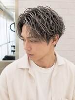 オラ ボーテ(Aura Beaute)&nbsp;メンズハイライト メッシュ アップバング ツーブロック