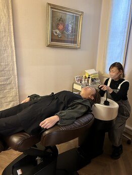 ヘアーメイク クイール(Hair Make Cuiiru)の写真/頭、首、肩が固く痛い！凝っている方も楽になる。頭皮も髪も心も癒す至福のひと時を…。