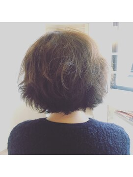 カタチヘアー(HAIR) かわいい。。。くせげ。。。ボブのカタチ。。。