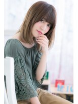 ミック ヘアアンドビューティー 大山店(miq  Hair&Beauty)&nbsp;前下がり×グラデカラーの小顔ミディ