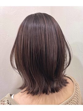 レア(LEA) ウルフボブ