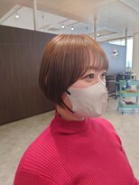 ビスポーク(BESPOKE)&nbsp;ヌーディーカラーで優しくなれるショートボブ