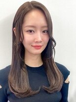 ウィズ 富里店(Wiz)&nbsp;韓国風センターパートロング20代30代40代50代