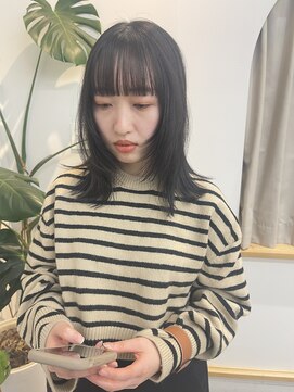 ユー(yew) natural colorにface layer