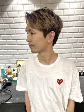 グリード バイ ボルド(GREED BY BORDO) ブロンドカラー×センターパート