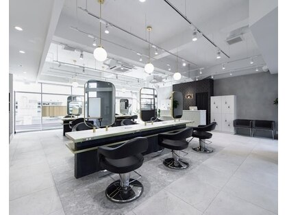 アース 春日部店(HAIR&MAKE EARTH)の写真