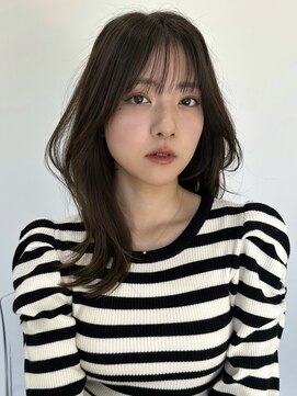 スティロ(stylo) レイヤーカットハイライトショートヘアイルミナカラーオージュア