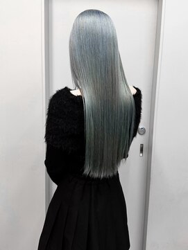 ヴァーディ オモテサンドウ(Vardy omotesando) blue/くすみブルー シルバー ハイトーンロング 水色