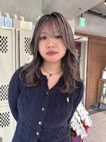 パーク(PAAQ) ダブルカラー&ブリーチレイヤーカットローライトミックスカラー