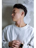 チルチェア 中野(CHILL CHAIR) 宮城リョータ風パーマ<フェード/スキンフェード/中野/バーバー>