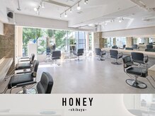 ハニーシブヤ(HONEY shibuya)