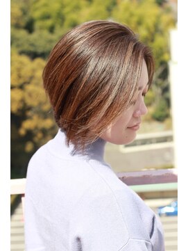 ビアージュ(Viage) 【ショートスタイルこそデザインカラー】ハイライトショートボブ
