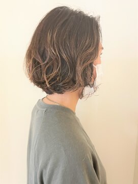 ネオリーブ クタ 町田店(Neolive kuta) 【Ｎｅｏｌｉｖｅｋｕｔａ町田店】大人ショートパーマ